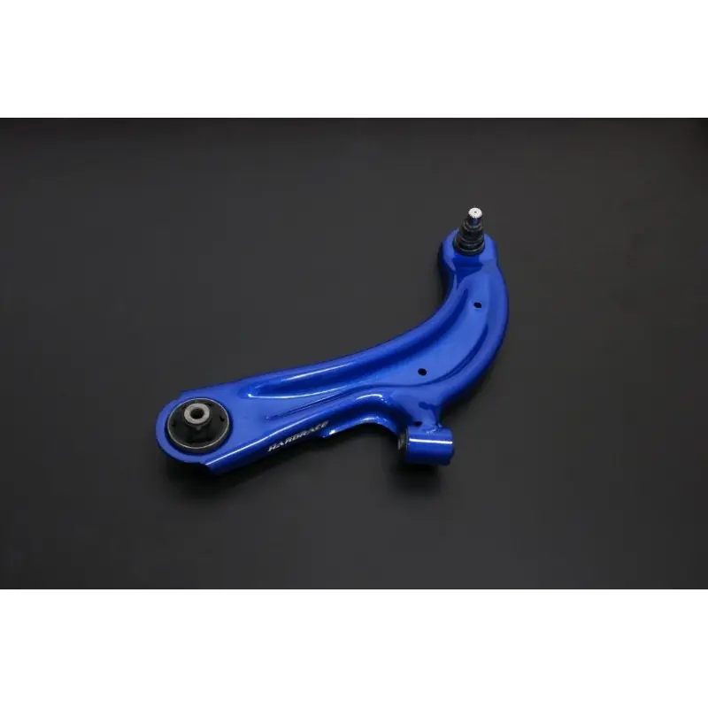 Hardrace Q0259 Braccio oscillante anteriore inferiore RC Nissan Sentra, Tiida - 