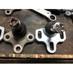 Hardrace Q0302 Front Lower Ball Joint Honda CR-V - 