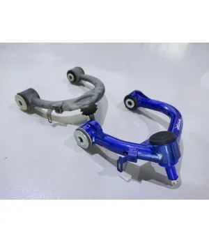 Hardrace Q0331 Braccio superiore anteriore Lexus LX, Toyota Land cruiser - 