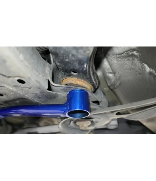 Hardrace Q0371 Front Lower Brace Toyota Sienna - 