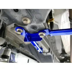 Hardrace Q0387 Supporto anteriore inferiore a 4 punti Honda CR-V - 