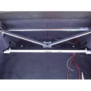 Ultra Racing Barra antirollio posteriore superiore Toyota Celica T23 00+ - 
