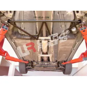 Ultra Racing 4-Point Rear Lower Brace Volvo S60/S80/V70 - 