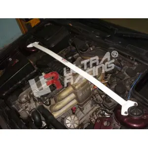 Ultra Racing 2-Point Front Upper Strutbar BMW 7-Series E32