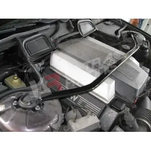 Ultra Racing Front Upper Strutbar BMW 7-Series E38 730/740