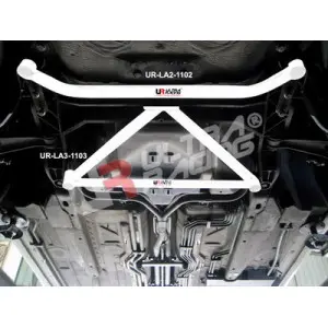 Ultra Racing 3-Point Front H-Brace Porsche Boxster (986)