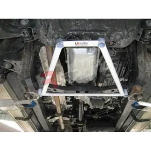 Ultra Racing 4-Point Front H-Brace 825 Toyota Hilux Vigo 05+