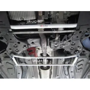 Ultra Racing 4-Point Front H-Brace Fiat Bravo 1.4 (Turbo) 07+