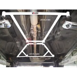 Ultra Racing 4-Point Mid Lower Brace 984 VW Golf 2/3