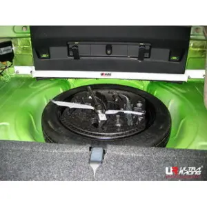 Ultra Racing 2-Point Rear Upper Strutbar VW Scirocco 08+