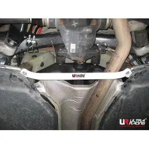 Ultra Racing 2-Point Rear Lower Tiebar BMW E70 X5 3.0 06+