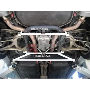 Ultra Racing 4-Point Rear Member Brace Maserati 3200 GT