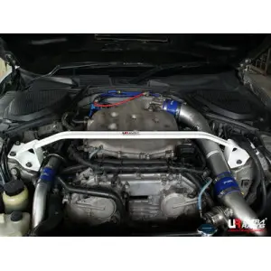 Ultra Racing 2-Point Front Upper Strutbar Nissan 350Z 02-08