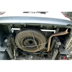 Ultra Racing 2-Point Rear Torsion Bar Toyota Hiace/H200 04+