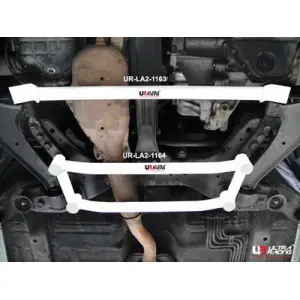 Ultra Racing 4-Point Front H-Brace Nissan Cefiro 98-03 A33