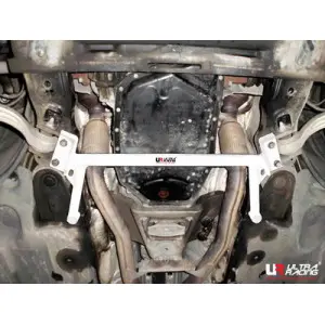 Ultra Racing 4-Point Front H-Brace Audi A6 C6 04-11 4.2 4WD