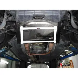 Ultra Racing 4-Point Front H-Brace BMW E53 X5 4.4 99-06
