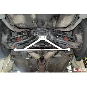 Ultra Racing 3-Point Rear Lower Brace Jaguar XJ (X308) 4.0 98-02