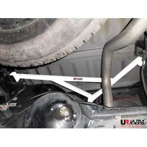 Ultra Racing 3-Point Rear Lower Bar 1711 Isuzu D-Max 3.0D 02+