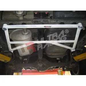 Ultra Racing 4-Point Rear Brace 597 Isuzu D-Max 2.5D Man.