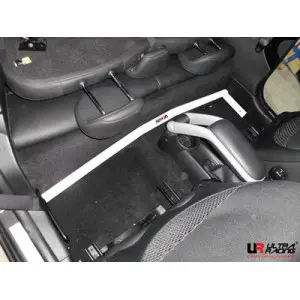 Ultra Racing 2-Point Room Bar 1646 Mini Clubman 08+ 1.6T
