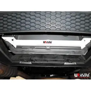 Ultra Racing 2-Point Rear Torsion Bar Audi Q5 2.0 08+