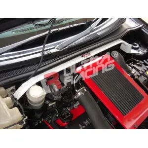 Ultra Racing Front Upper Strutbar Mitsubishi Outlander 03-06 - 