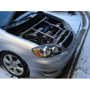 Ultra Racing 2-Point Front Upper Strutbar Toyota Altis 01+