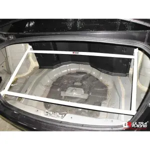 Ultra Racing 4-Point Rear Upper Strutbar Mitsubishi EVO X