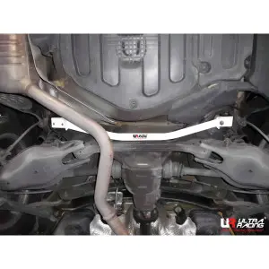 Ultra Racing 2 Points Rear Lower Tiebar Mercedes E-Class 2.0K W212 11+
