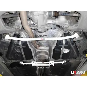 Ultra Racing 2-Point Rear Lower Bar 1866 BMW 5 525 F10 10+