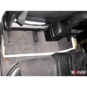 Ultra Racing 2-Point Room Bar Nissan Skyline V35 2.5 01+