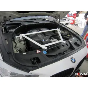 Ultra Racing 4-Point Front Upper Strutbar BMW 5 GT 535 F07 09+