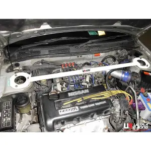 Ultra Racing Front Upper Strutbar Nissan Primera 95-02 P11