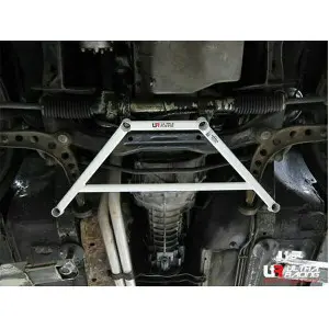 Ultra Racing 4-Point Front Lower Brace BMW 3-Series E30