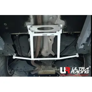 Ultra Racing 4 Points Rear Lower Brace BMW 3-Series F30 320/328/330 11+