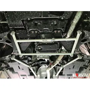 Ultra Racing 4-Point Front Lower Brace (3913) Subaru XV (GT) 2.0 4WD NA 18+ - 