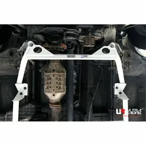 Ultra Racing 4-Point Front Lower Brace (2189) Hyundai Veracruz (EN) 3.0D 4WD 07-15