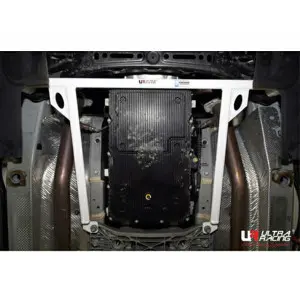 Ultra Racing 4-Point Front Lower Brace (3620) Hyundai Equus (EQ900) 3.8/5.0 2WD 10-16