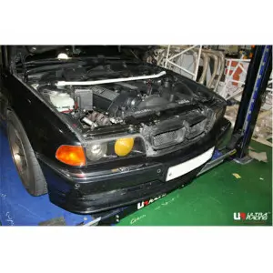 Ultra Racing 2-Point Front Upper Strutbar (3606) BMW 7 E38 (728i) 2.8 2WD 94-01