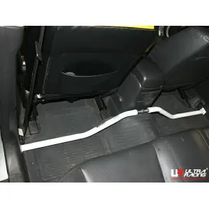 Ultra Racing 2-Point Room Bar (3045A) Chevrolet Epica 2.0 07-15/Daewoo Tosca 2.0 06-11 2WD