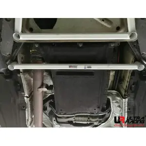 Ultra Racing 2-Point Mid Lower Brace (3409) BMW F15 (X5-M50D) 2.5/3.0D/3.5 TT 14-18/X6 3.0TT 15-19 4WD