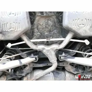 Ultra Racing 2-Point Rear Lower Bar (1909) Buick Lacrosse 2.4 10-16/Chevrolet Alpheon 3.0 10-16 2WD