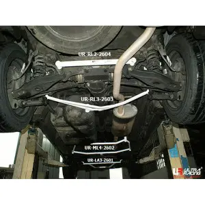 Ultra Racing 2-Point Rear Lower Bar (2604) Ssangyong Rodius/Stavic 2.7D 4WD 04-12