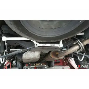 Ultra Racing 4-Point Rear Lower Bar (747) Toyota Harrier (XU30) 2.4 2WD 04-09 LHD/RHD