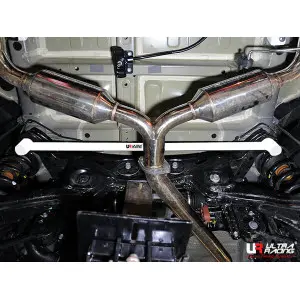 Ultra Racing 2-Point Rear Lower Bar (2513) Kia Sorento (XM) 2.0D 4WD FL 13-14