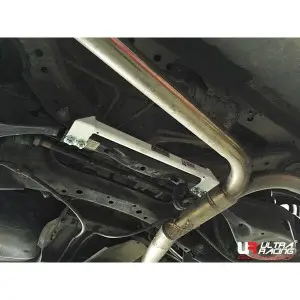 Ultra Racing 2-Point Rear Lower Bar (3162) Nissan Elgrand (E52) 3.5 V6 2WD 10+