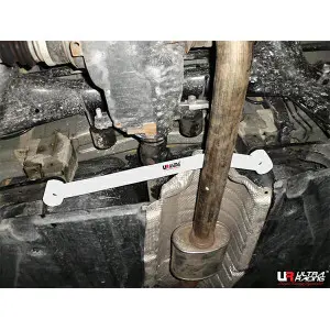 Ultra Racing 2-Point Rear Lower Bar (2891) BMW F25 (X3) 2.0D 4WD 11-17