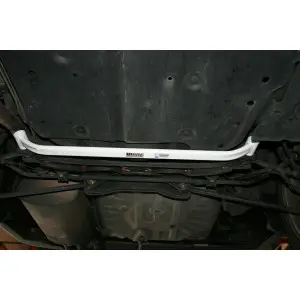 Ultra Racing 2 Points Rear Lower Bar (2363) Acura RL (KA-9) 3.5 96-04/Honda Legend 3.2 95-04 2WD - 