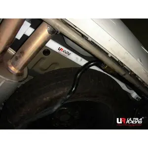 Ultra Racing 2-Point Rear Torsion Bar (501) Nissan Elgrand (E51) 3.5 V6 4WD 02-10